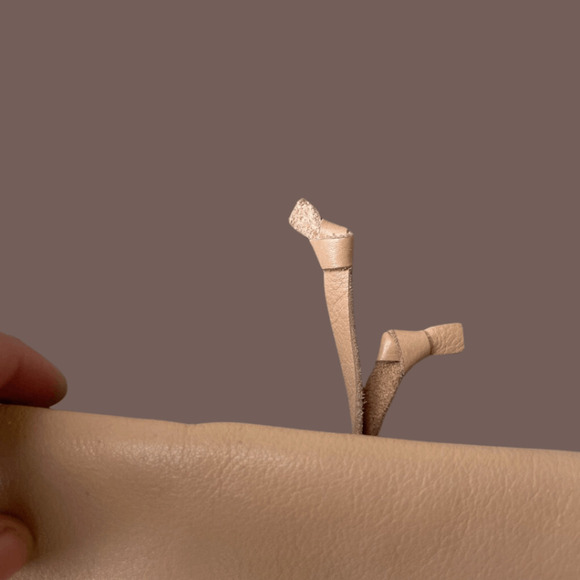 Vince Camuto Crossbody Bag | Tan Leather | OS | Vintage - Picture 3 of 8